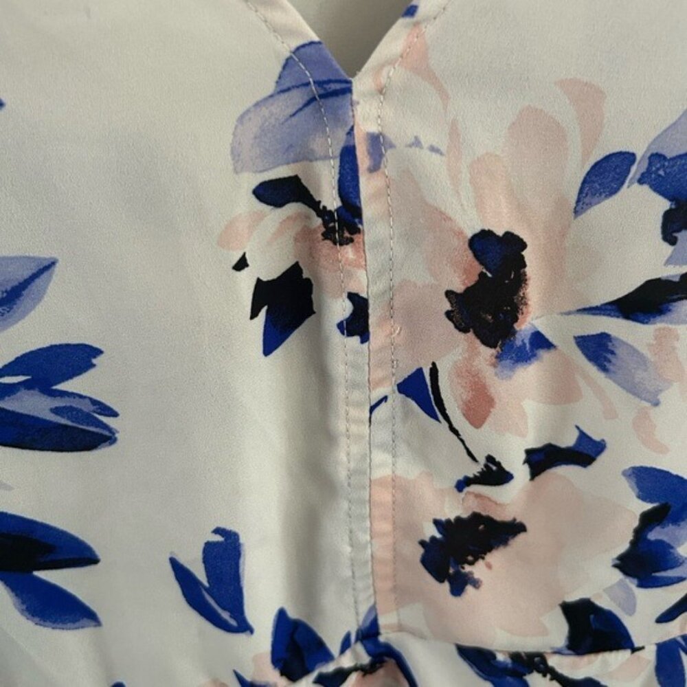 Torrid Floral Pink & Blue Semi-Sheer Peplum Blouse Sz 2X - Picture 5 of 15